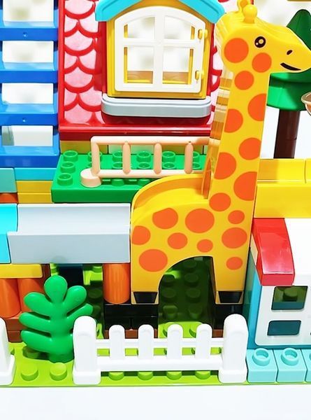 Building Blocks Set 255 Pieces Fun Slides for Kids